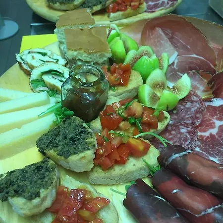 Il Poggio Di Country house