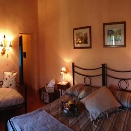 Il Poggio Di Country house